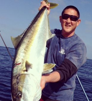 Humongous amberjack caught in CA fishing!